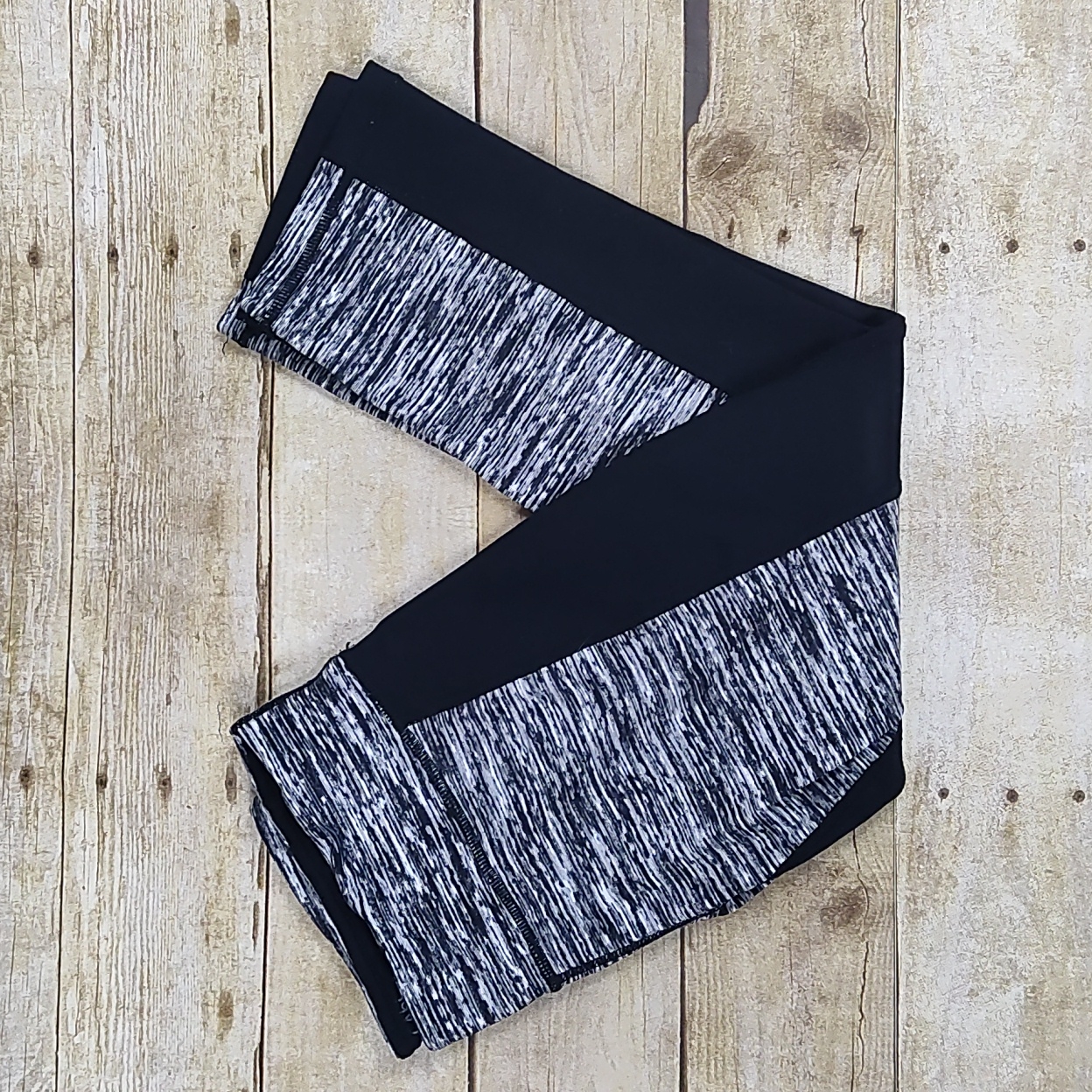 Cabi 758 Tech Pant Cropped Leggings